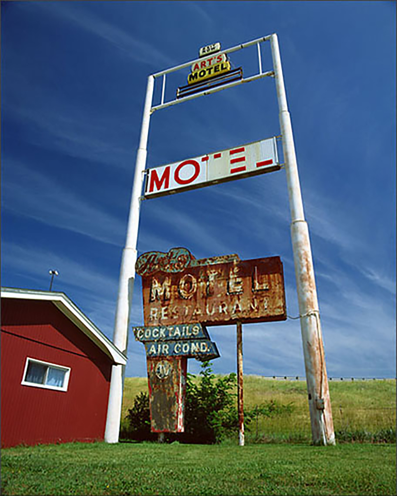 Arts motel